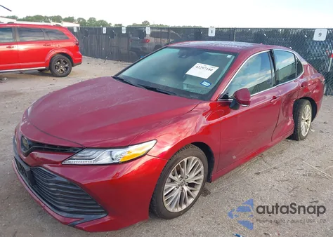 2020 Toyota Camry Xle из США, поврежденный, VIN 4T1F11AK0LU388143